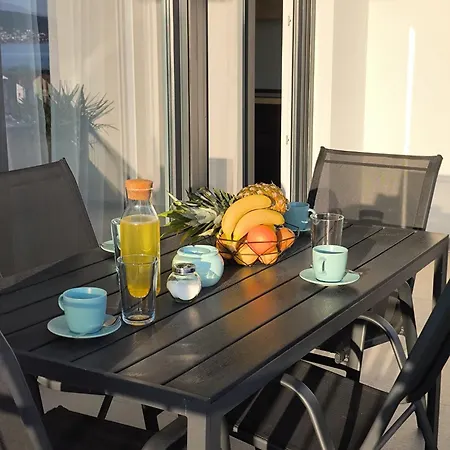Apartment Lavel